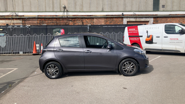 Toyota Yaris 1.33 VVT-i Icon+ 5dr Petrol Hatchback